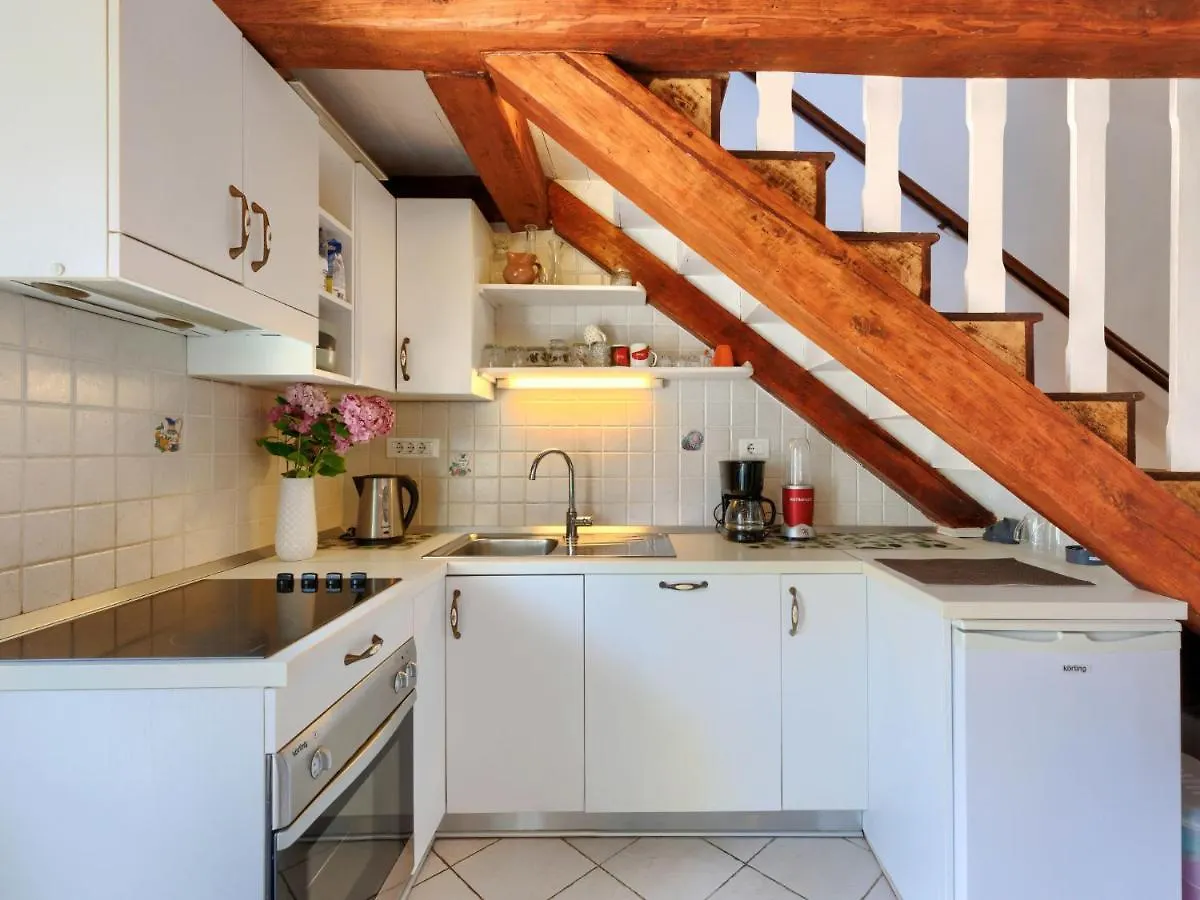 Holiday Home Pinia II - Kst127 By Interhome Kastelir