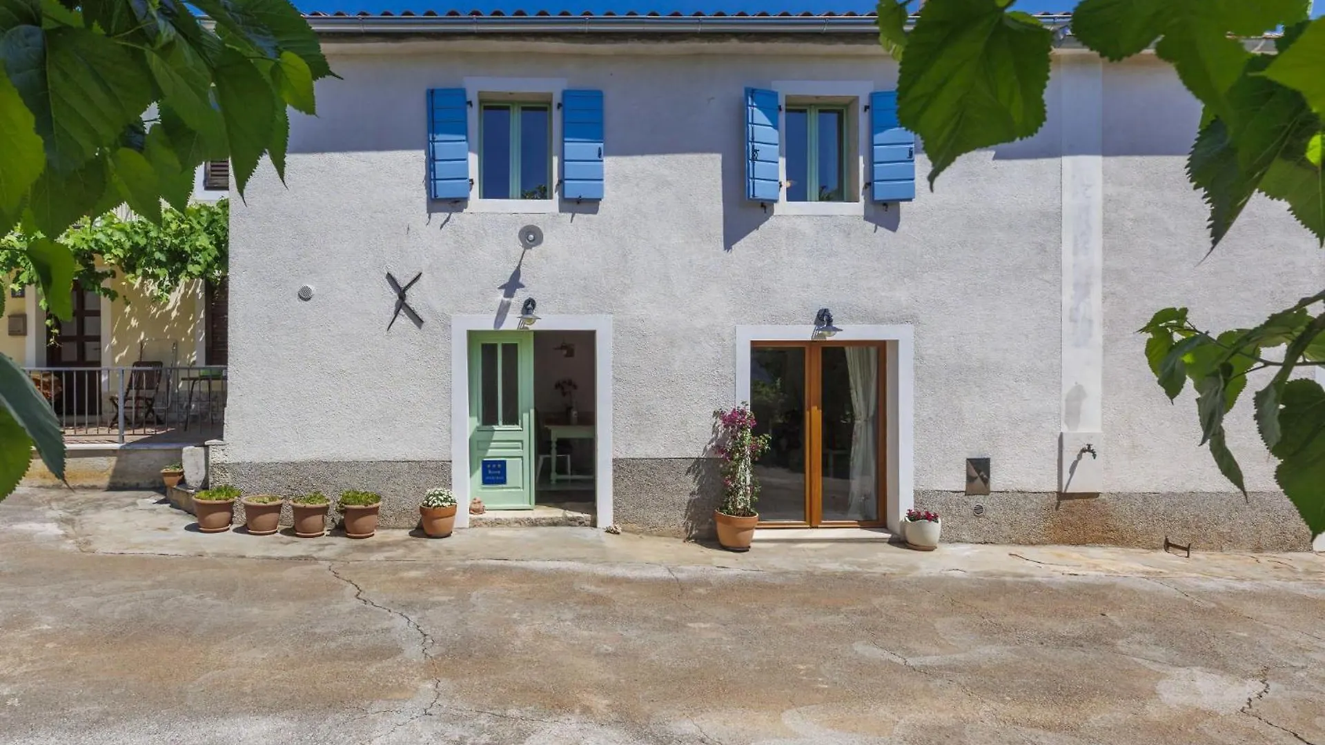 Holiday Home Pinia II - Kst127 By Interhome Kastelir