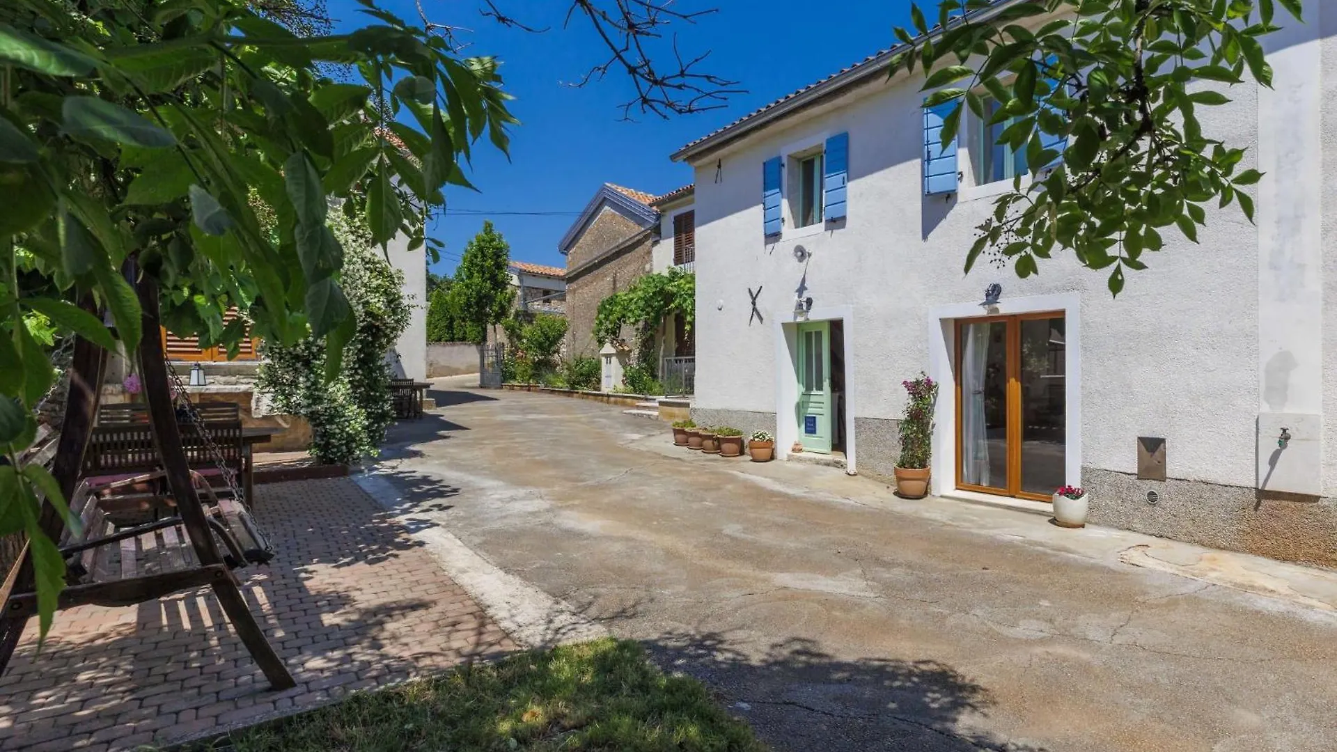 Holiday Home Pinia II - Kst127 By Interhome Kastelir